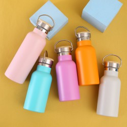 Cross-border sourcing of 304 stainless steel sports water bottles, American-style large-mouth mountaineering kettles, double-walled vacuum tumblers with logos.